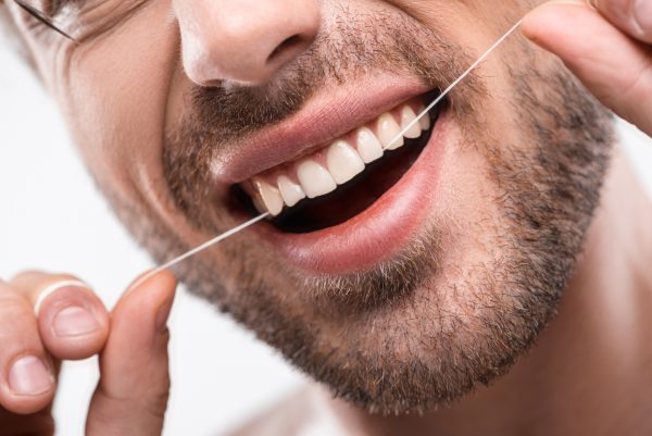 Complementos en la higiene bucal diaria